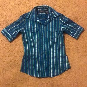 Short sleeve New York & Company blue striped button down